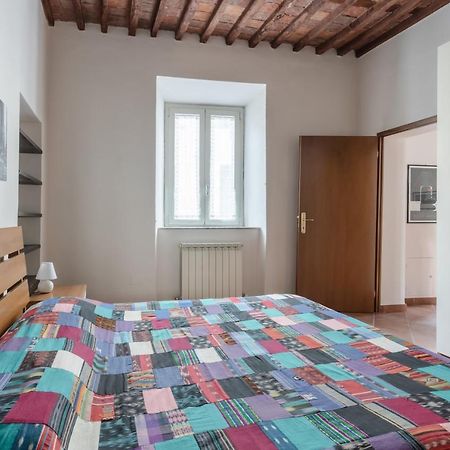 Lucca - Piazza Dell'Anfiteatro Central Apartment! Exterior photo