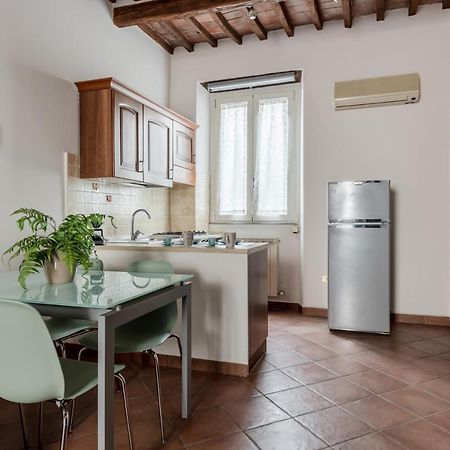 Lucca - Piazza Dell'Anfiteatro Central Apartment! Exterior photo